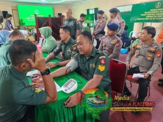 Korem 102/Pjg Bersama Kodim 1015/Sampit Gelar Bakti Sosial Donor Darah Sambut HUT Persit ke-80