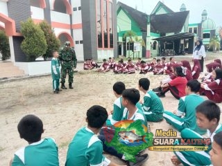 Kodim 1015/Sampit Berikan Pelatihan Disiplin kepada Siswa Sekolah Rakyat