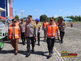 Kapolda Kalteng Tinjau Langsung Karhutla di Kotim, Turun ke Lokasi Hotspot Bantu Pemadaman
