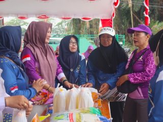 BULOG Kotim Turut Hadir di Pasar Murah Peringati HUT ke-67 PEPABRI di Sampit